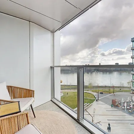 Eurovea Apartments Lägenhet *